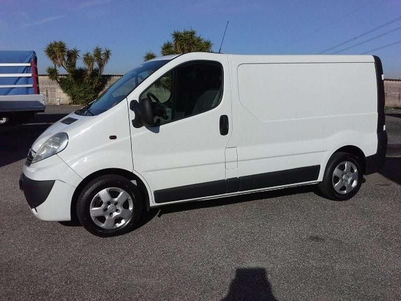 Usata Renault Trafic 116 CV (85 kW) 2012 Bianco Monovolume