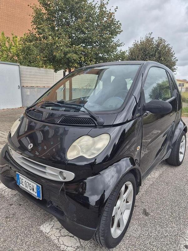 Usata Smart ForTwo Coupé 61 CV (44 kW) 2006 Nero Coupé