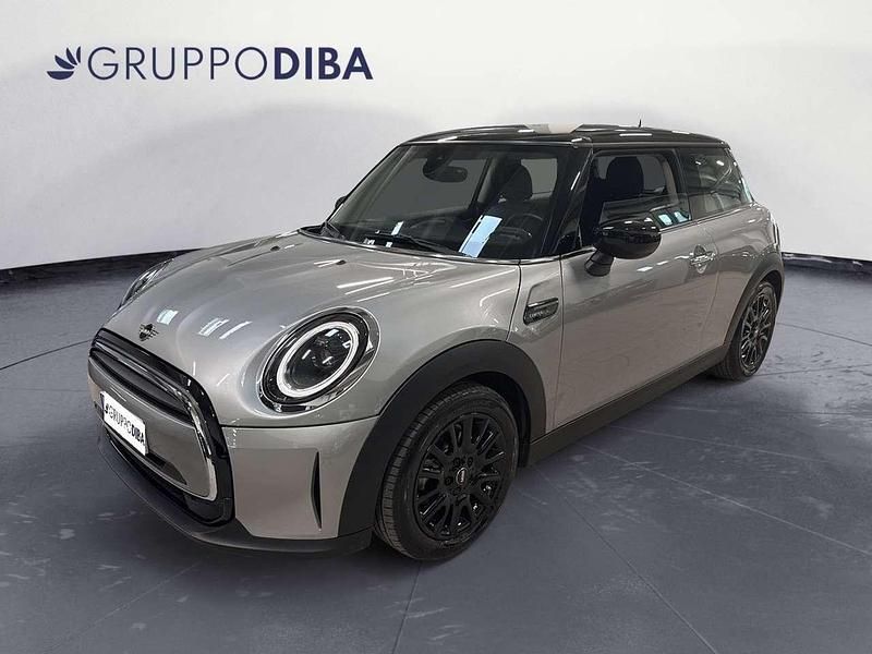 Argento Usata 2024 Mini Cooper Due volumi | 25.200 € (Buon prezzo) - Immagine 1/4
