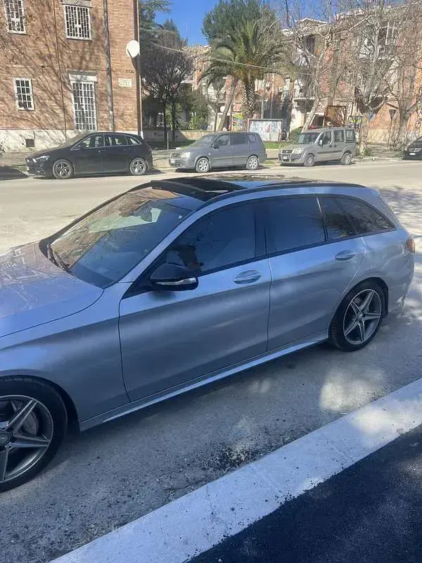 Usata Mercedes C250 Premium 204 CV (150 kW) 2015 Argento Station wagon