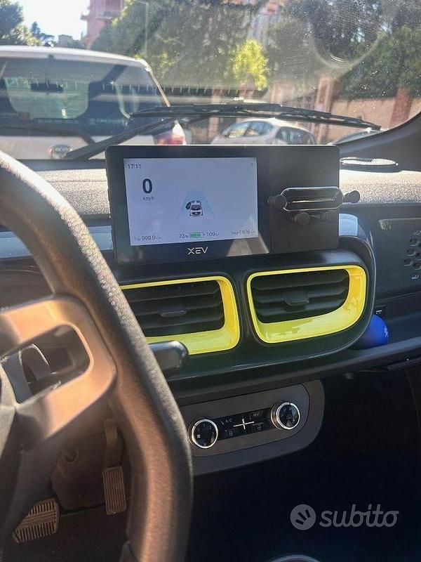 Usata XEV Yoyo 7 kW (10 CV) 2024 Blu Utilitaria