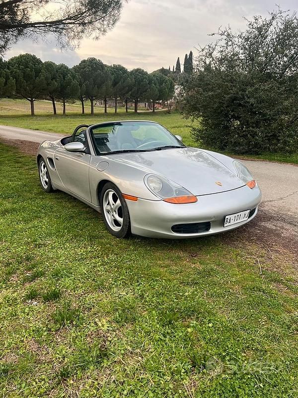 Usata Porsche Boxster 204 CV (150 kW) 1998 Grigio Cabrio