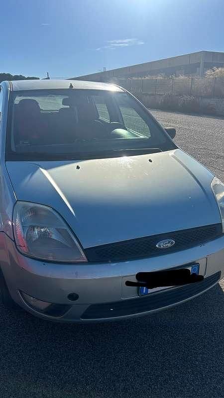 Usata Ford Fiesta 58 CV (42 kW) 2005 Berlina