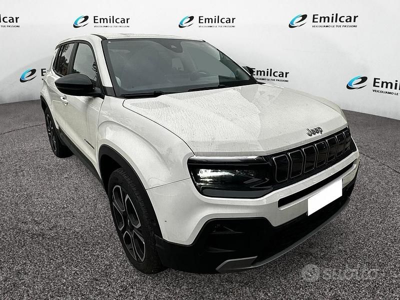 Usata Jeep Avenger 100 CV (73 kW) 2024 Bianco SUV