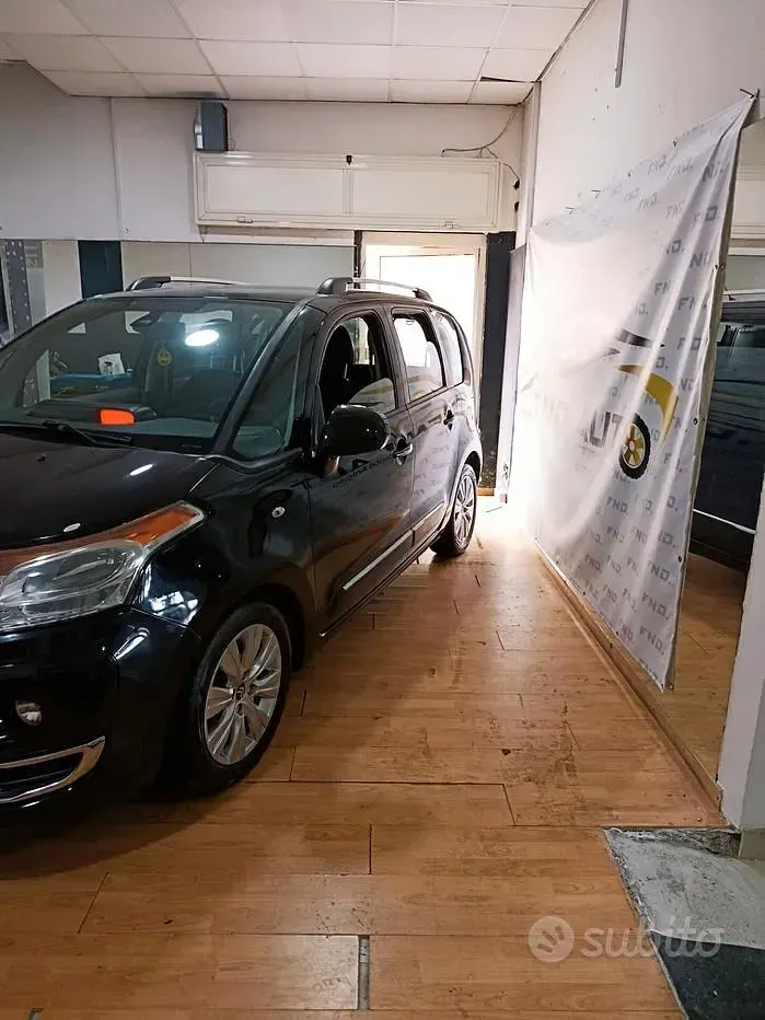 Usata Citroën C3 Picasso Exclusive 90 CV (66 kW) 2010 Nero Monovolume