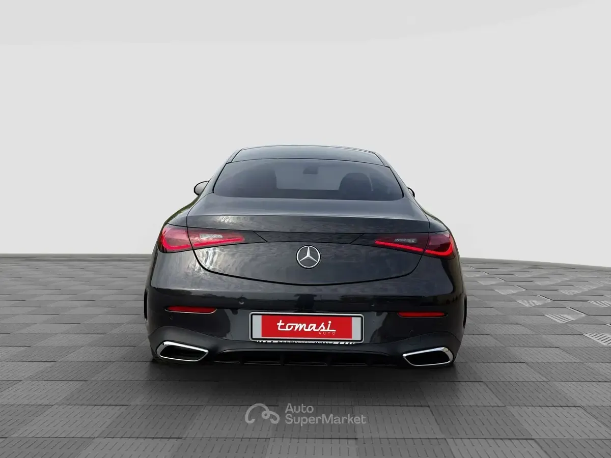 Usata Mercedes CLE220 Advanced 197 CV (144 kW) 2024 Gray Coupé