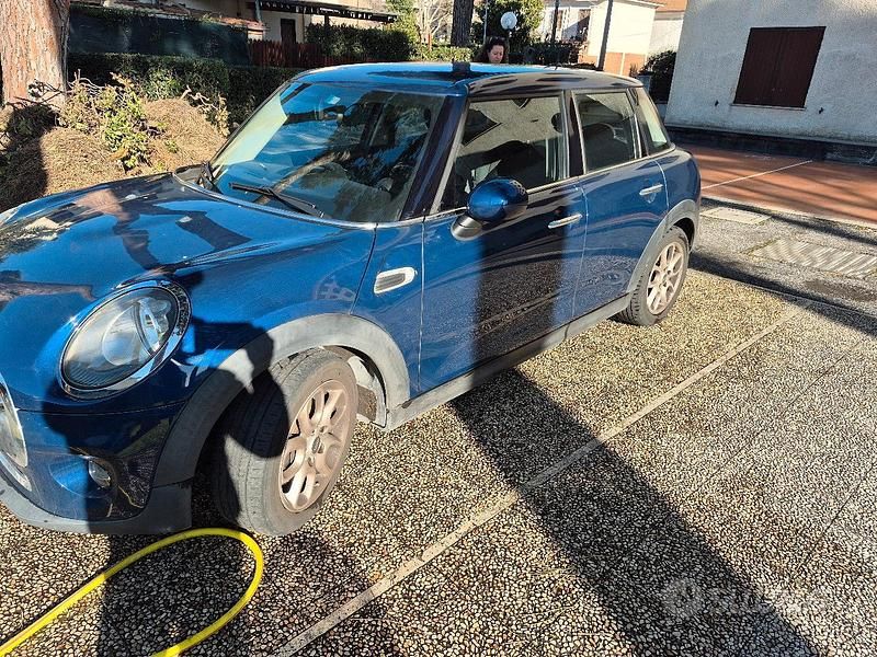 Usata Mini ONE Hype 102 CV (75 kW) 2017 Blu Utilitaria