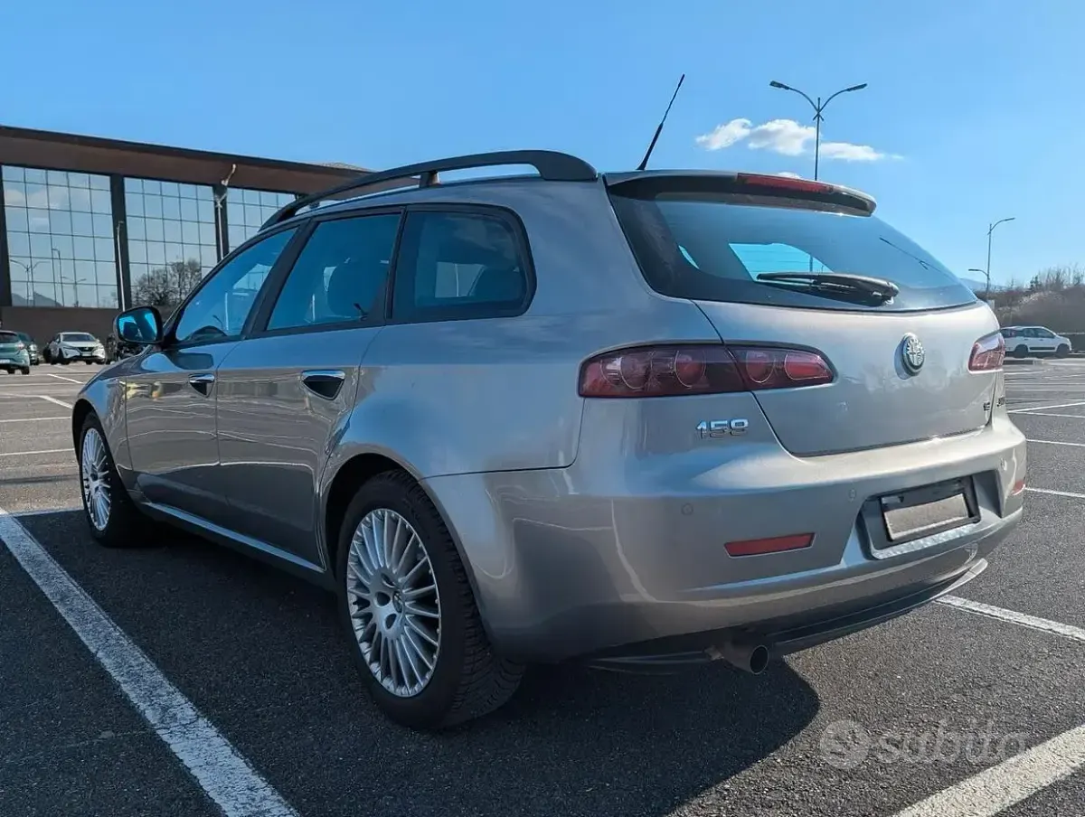 Usata Alfa Romeo 159 150 CV (110 kW) 2007 Grigio Station wagon