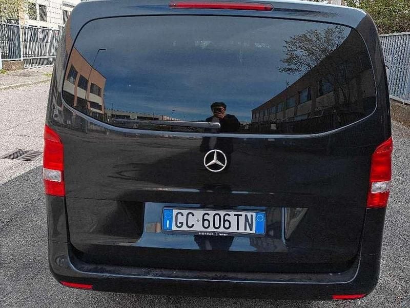 Usata Mercedes Vito 136 CV (100 kW) 2021 Nero Furgone