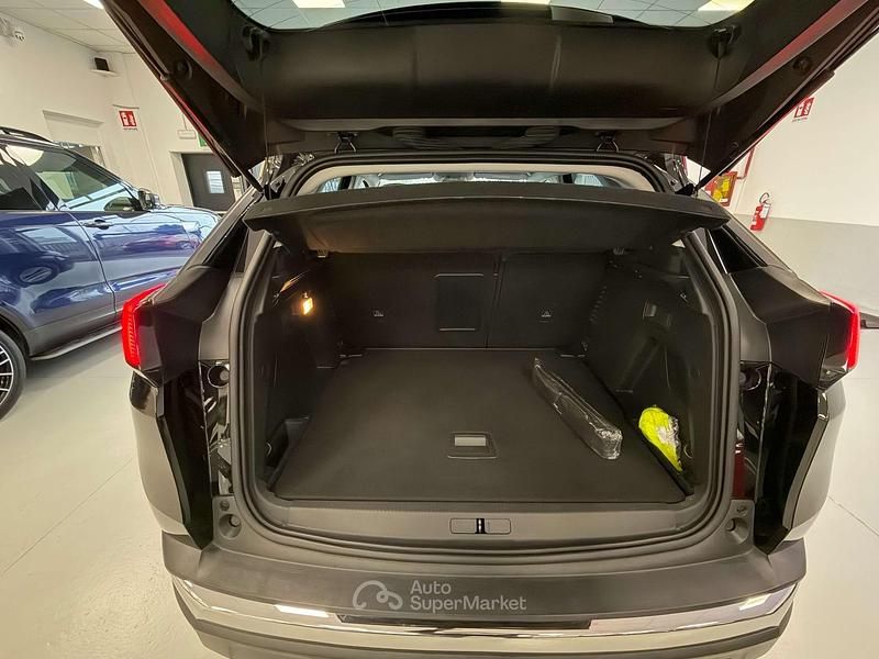 Usata Peugeot 3008 Business-Line 131 CV (96 kW) 2019 Nero SUV