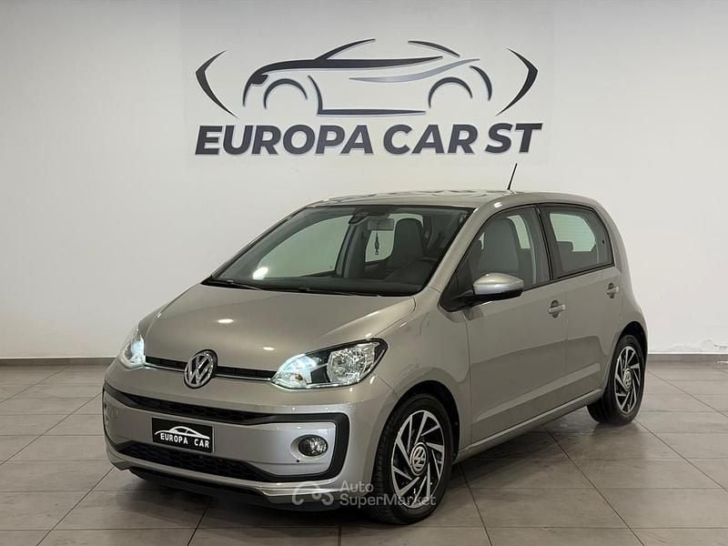 Usata VW up! move up! 68 CV (50 kW) 2019 Argento Utilitaria