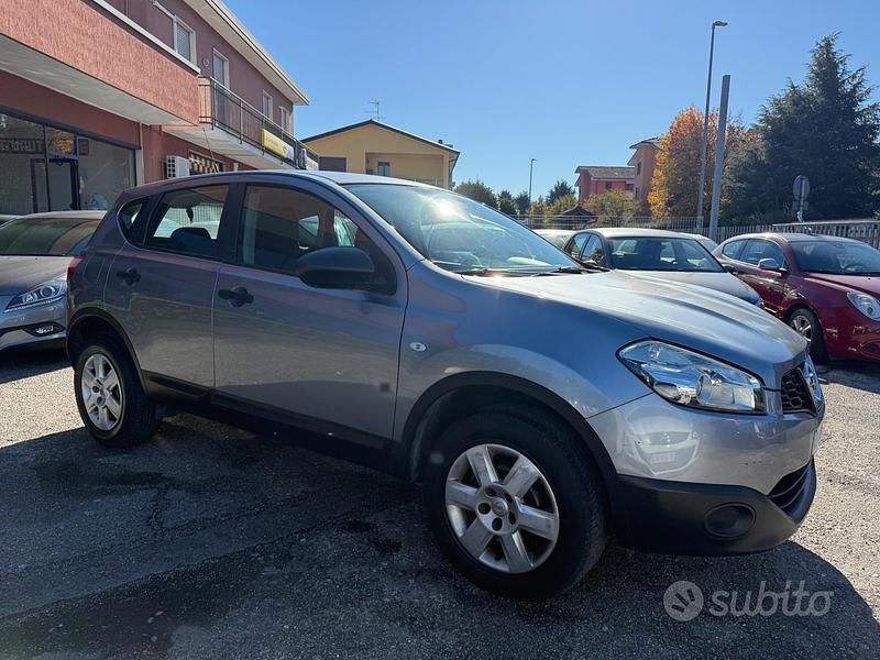 Usata Nissan Qashqai Tekna 115 CV (84 kW) 2010 Grigio SUV