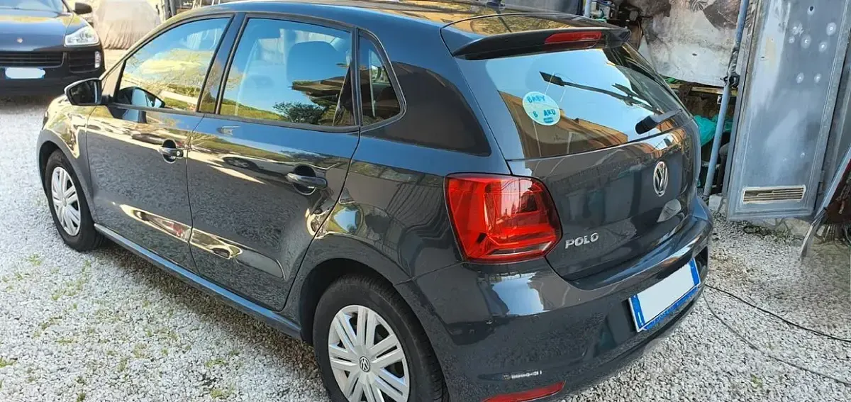Usata VW Polo Trendline 60 CV (44 kW) 2016 Grigio Berlina
