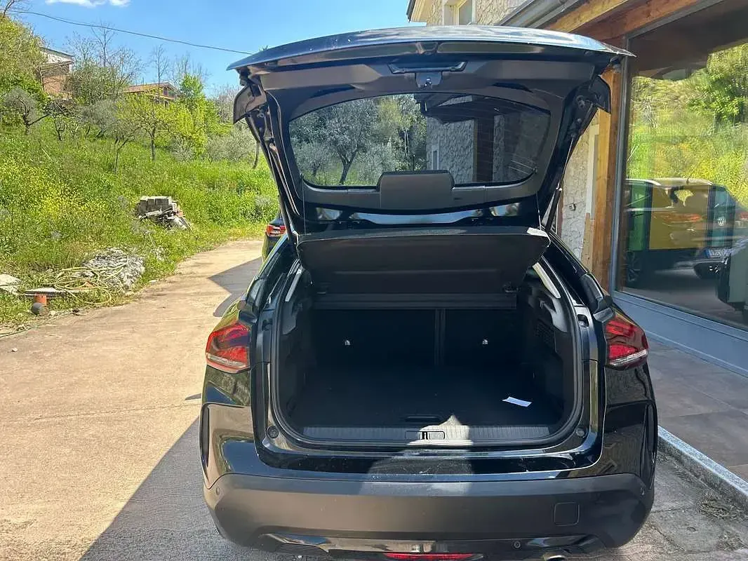 Usata Citroën C4 Feel 110 CV (80 kW) 2023 Nero SUV