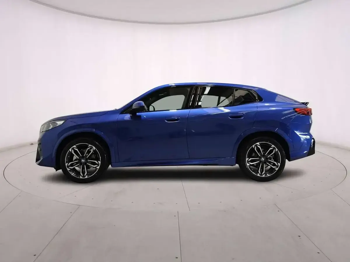 Nuova BMW X2 M Sport 150 CV (110 kW) 2026 Portimao blue SUV