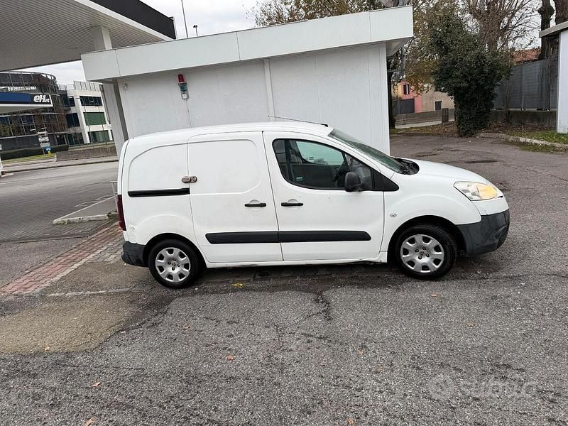 Usata Peugeot Partner 2014 Bianco Monovolume