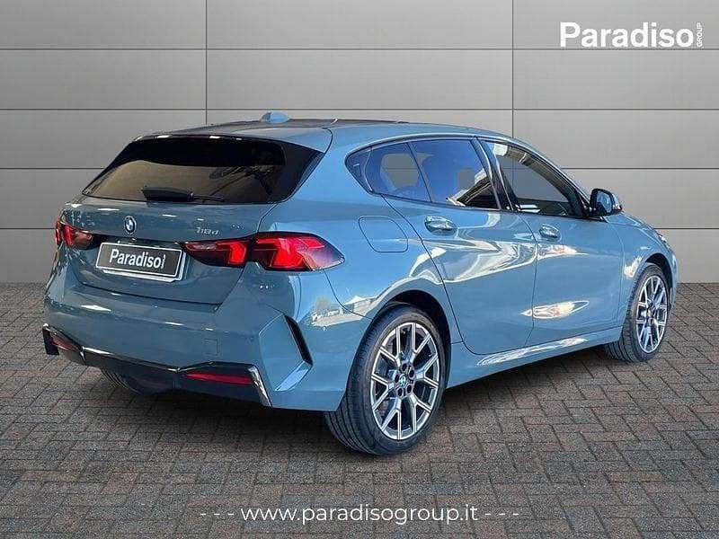 Usata BMW 118 150 CV (110 kW) 2025 Verde Utilitaria