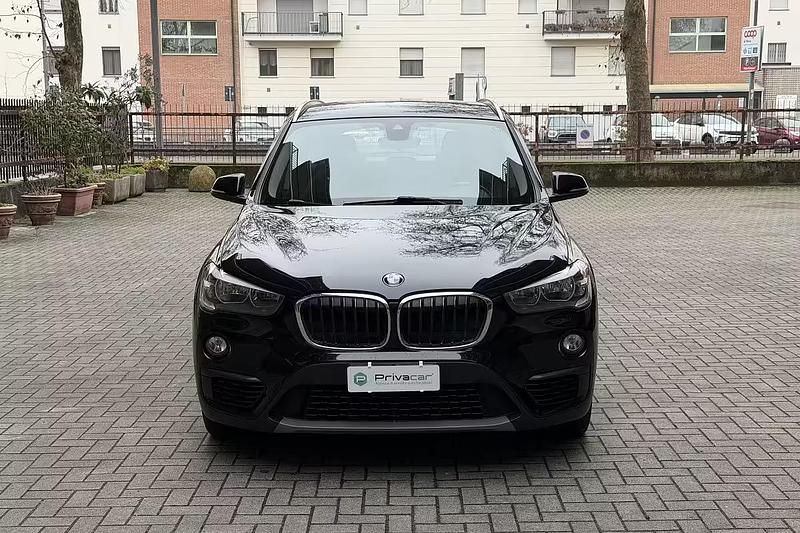 Usata BMW X1 Advantage 150 CV (110 kW) 2017 Nero SUV