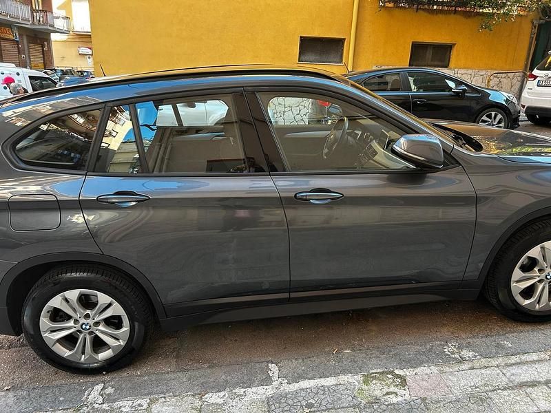 Usata BMW X1 178 CV (130 kW) 2021 Grigio SUV