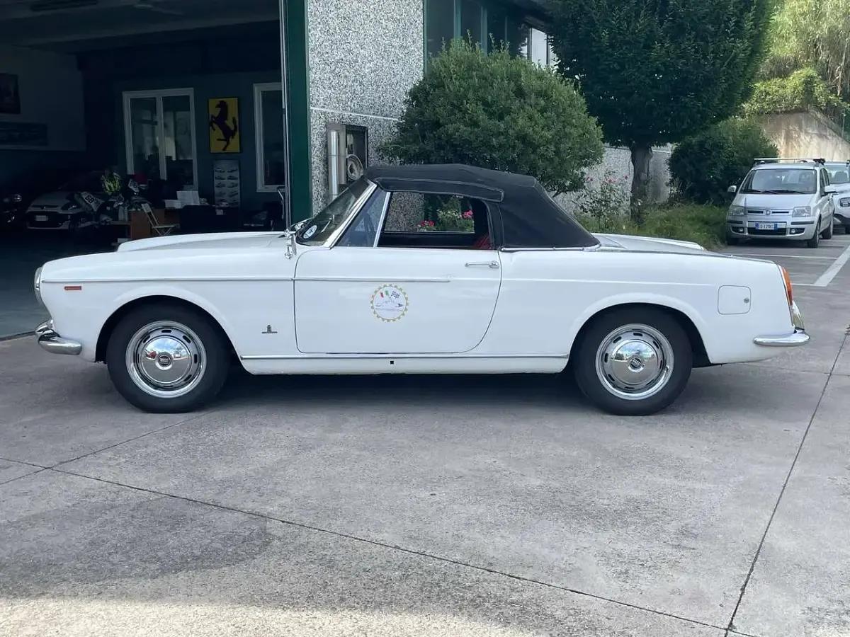 Usata Fiat 1500 72 CV (52 kW) 1965 Bianco Cabrio