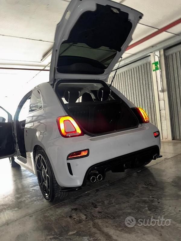 Usata Abarth 595 Pista 165 CV (121 kW) 2020 Bianco Utilitaria