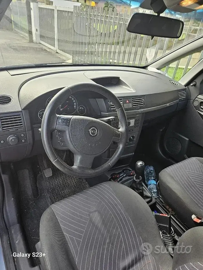 Usata Opel Meriva 75 CV (55 kW) 2006 Grigio Monovolume