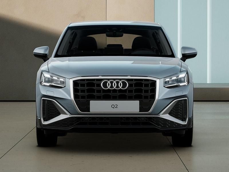 Nuova Audi Q2 Comfort 2026 Grigio freccia perla SUV