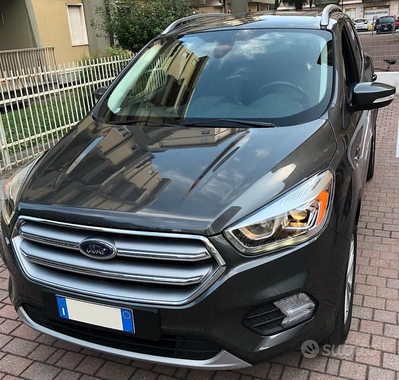 Usata Ford Kuga Titanium 150 CV (110 kW) 2016 SUV