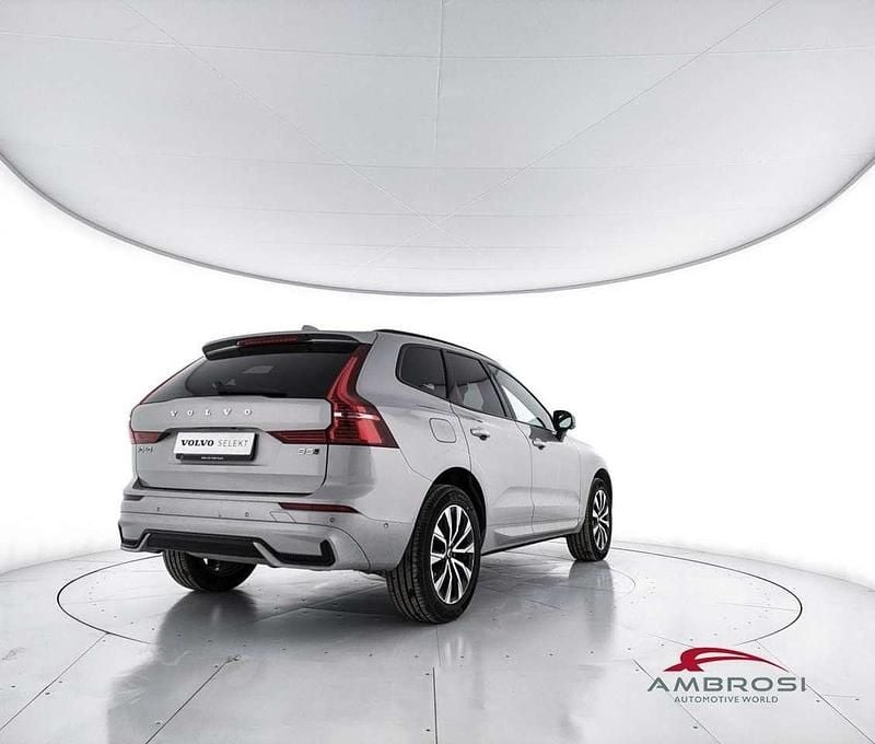 Usata Volvo XC60 Plus 250 CV (183 kW) 2025 Argento SUV
