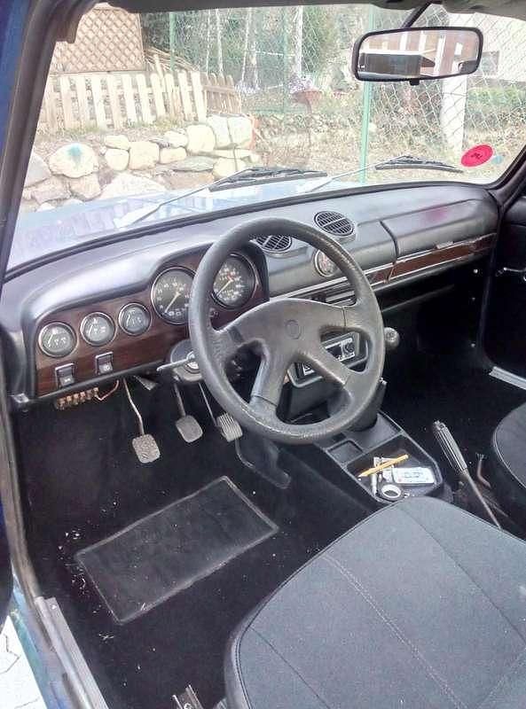 Usata Lada 2106 54 CV (39 kW) 1985 Blu/azzurro Berlina