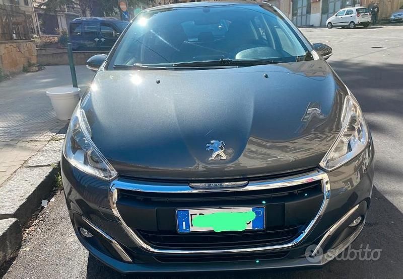 Usata Peugeot 208 2016 Grigio Utilitaria