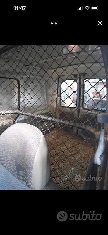 Usata Renault Kangoo 105 CV (77 kW) 2001 Bianco Utilitaria