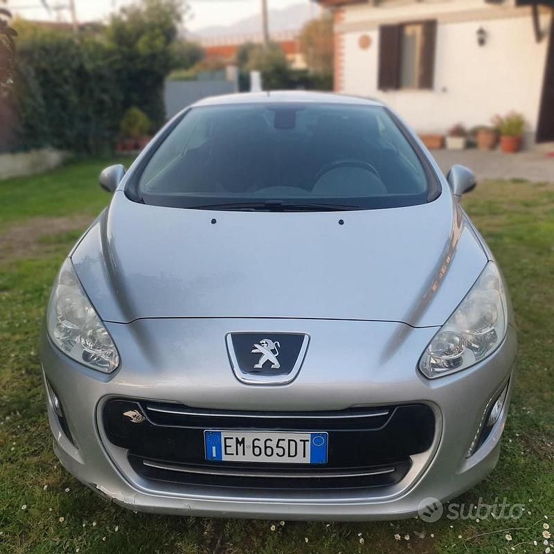 Usata Peugeot 308 CC Active 111 CV (81 kW) 2012 Grigio Cabrio