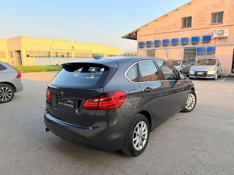 Usata BMW 216 Active Tourer Luxury Line 116 CV (85 kW) 2017 Grigio Monovolume