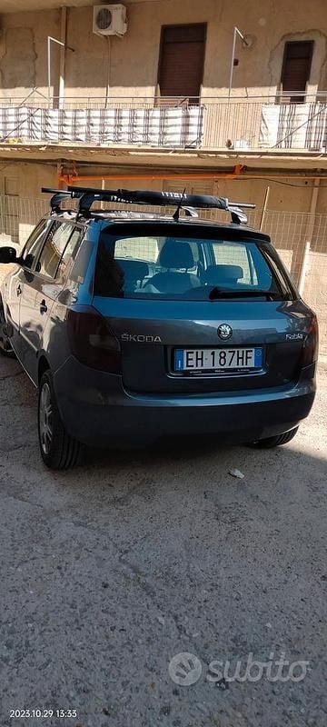 Usata Skoda Fabia 75 CV (55 kW) 2012 Grigio Berlina