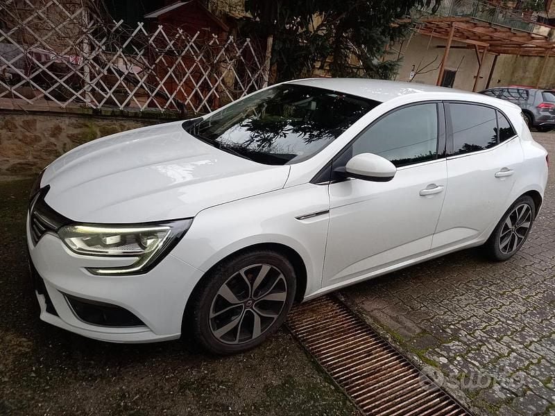 Usata Renault Mégane IV 140 CV (102 kW) 2018 Berlina