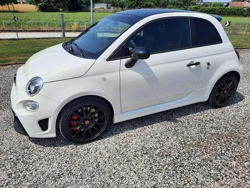 Usata Abarth 595 Esseesse 179 CV (131 kW) 2021 Utilitaria