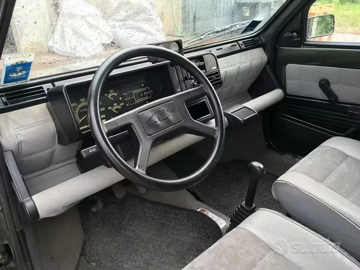 Usata Fiat Panda 50 CV (36 kW) 1989 Verde Berlina