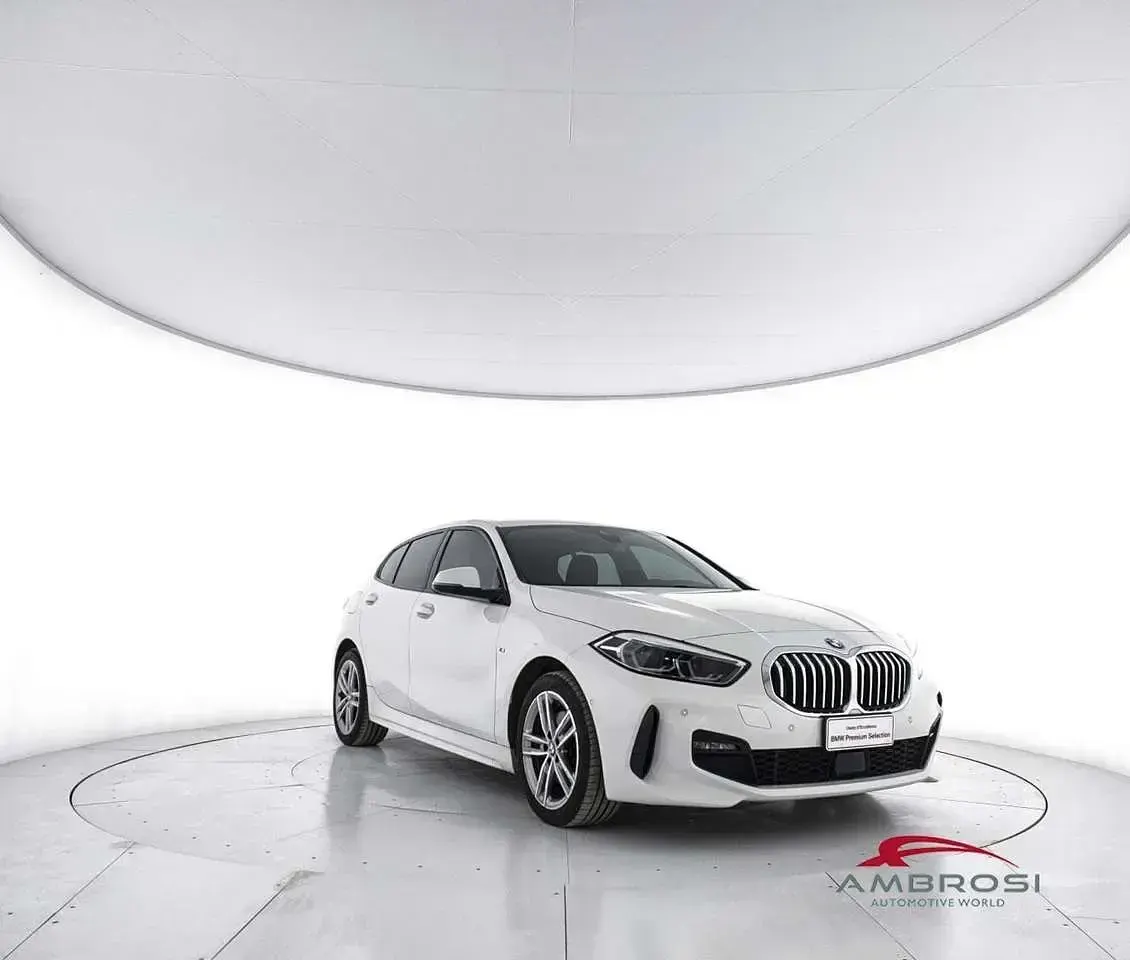 Usata BMW 118 M Sport 150 CV (110 kW) 2021 Bianco Utilitaria