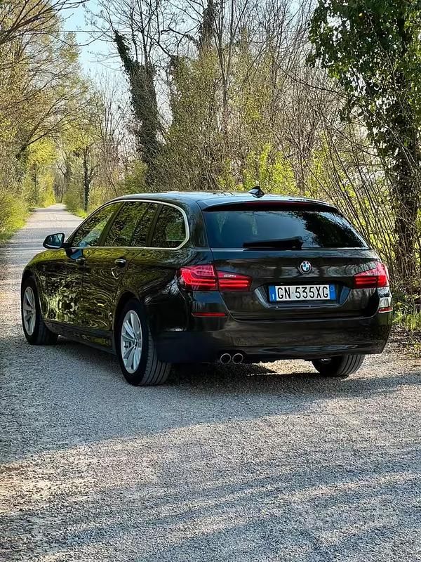 Usata BMW 520 Comfort Edition 190 CV (139 kW) 2015 Station wagon