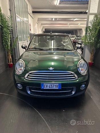 Usata Mini Cooper D Cabriolet 111 CV (81 kW) 2014 Verde Cabrio