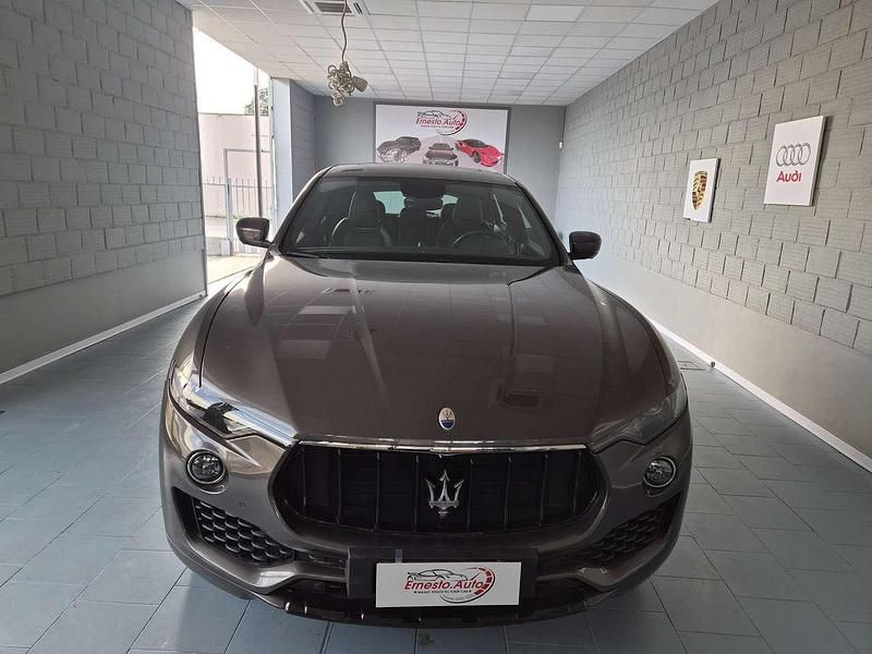 Marrone Usata 2018 Maserati Levante SUV | 29.999 € (Buon prezzo) - Immagine 1/4