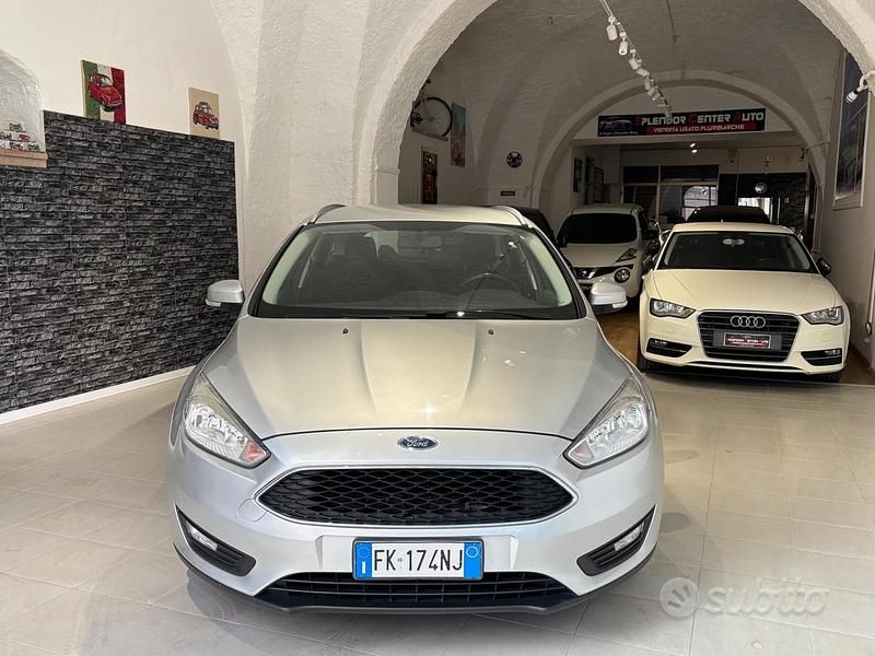 Usata Ford Focus Business Edition 120 CV (88 kW) 2017 Grigio Station wagon