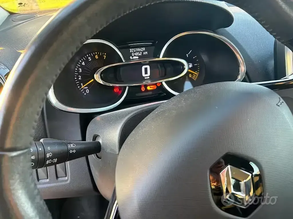 Usata Renault Clio GrandTour 73 CV (53 kW) 2014 Grigio Station wagon