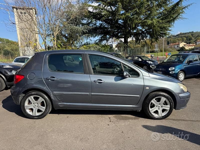 Usata Peugeot 307 110 CV (80 kW) 2004 Grigio Berlina