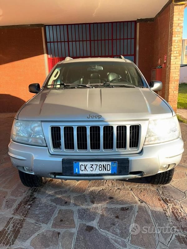 Grigio Usata 2004 Jeep Grand Cherokee SUV | 5700 € (Buon prezzo) - Immagine 1/4