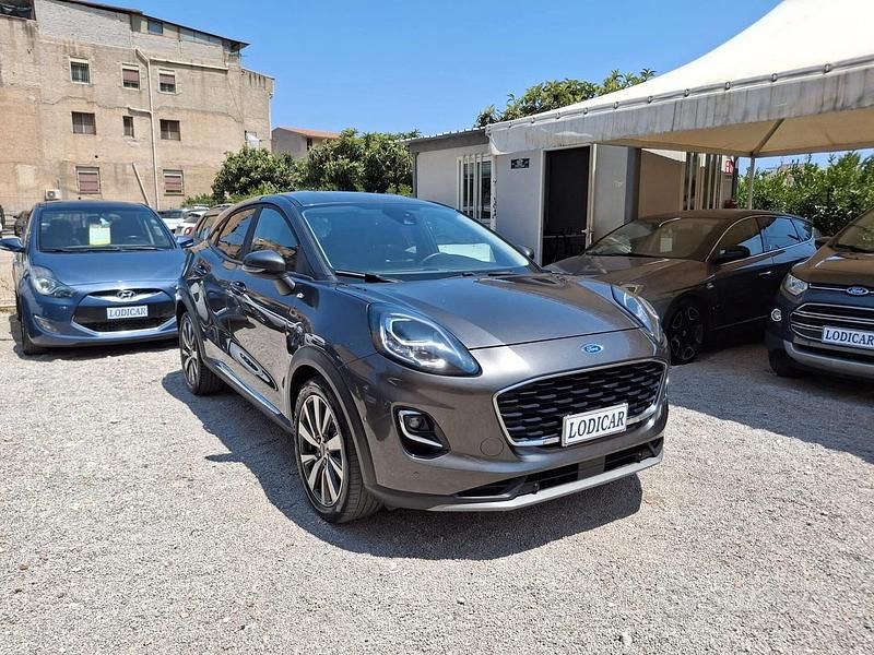Usata Ford Puma Titanium X 120 CV (88 kW) 2021 Marrone SUV