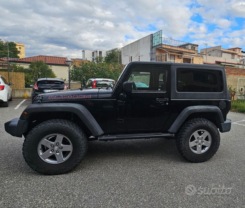 Nero Usata 2011 Jeep Wrangler Rubicon SUV | 26.500 € (Buon prezzo) - Immagine 1/4