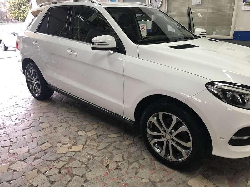 Usata Mercedes GLE250 204 CV (150 kW) 2016 Bianco SUV