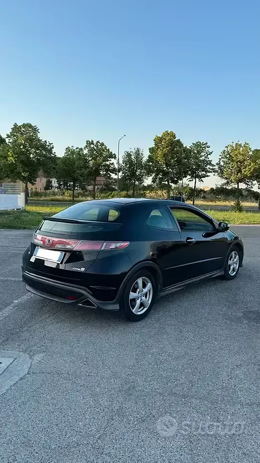Usata Honda Civic Type S 99 CV (72 kW) 2011 Nero Berlina
